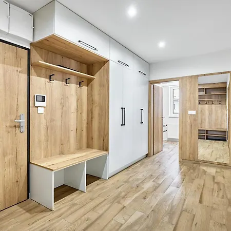 Апартаменты C L E A N O V E C By Mountain Ways