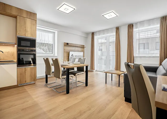 C L E A N O V E C By Mountain Ways Лоучна-под-Клиновцем